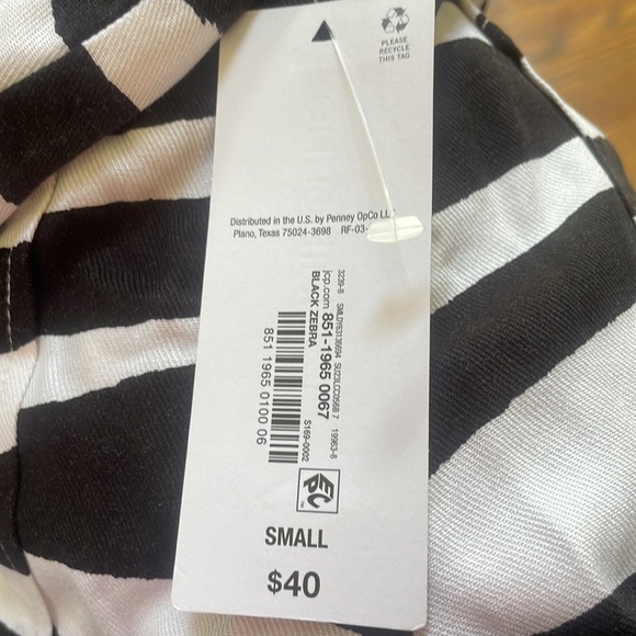 NWT Liz Claiborne Shorts - Picture 5 of 5